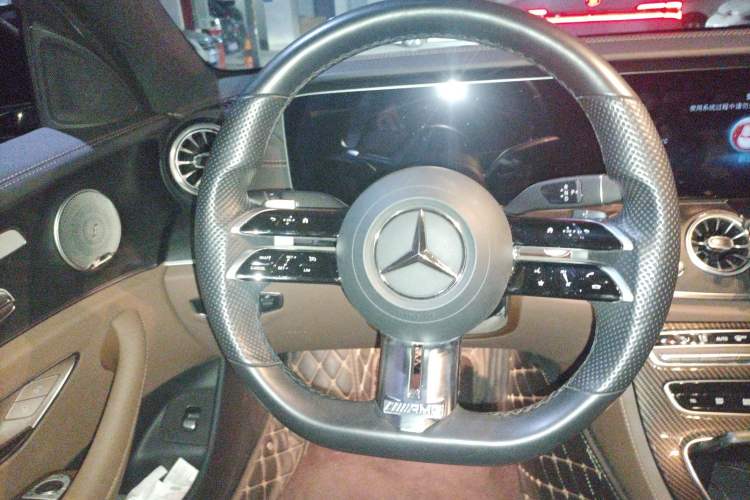 Used Mercedes-Benz E-Class 2022 E 300 Luxury Sport Edition Steering Wheel