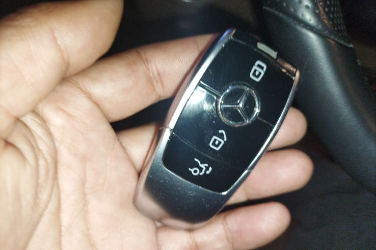 Used Mercedes-Benz E-Class 2022 E 300 Luxury Sport Edition Vehicle Key