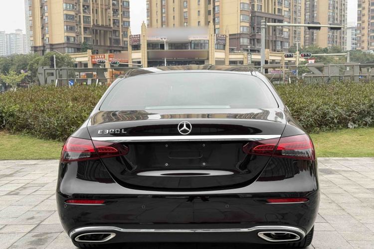 Used Mercedes-Benz E-Class 2022 Updated E 300 L Luxury Edition Exterior 3