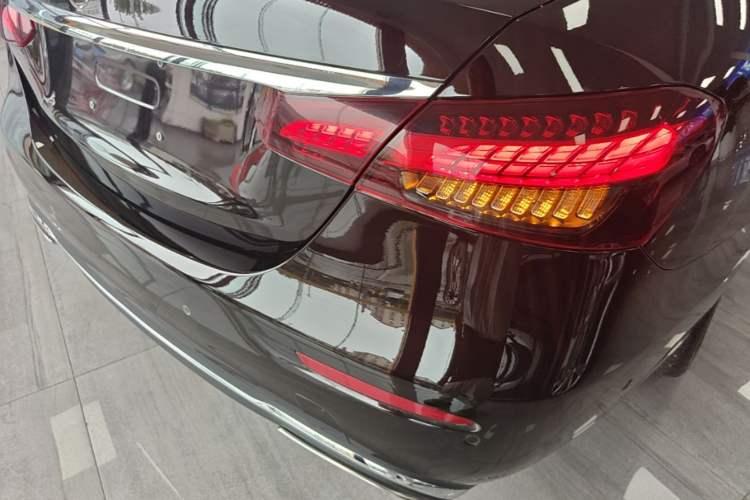 Used Mercedes-Benz E-Class 2022 E 300 L Stylish Model Right Rear Taillight