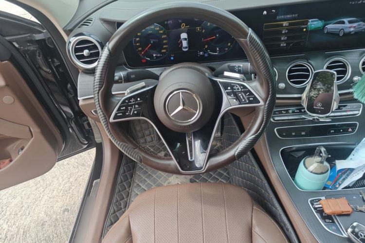 Used Mercedes-Benz E-Class 2022 Revised Version E 300 L Luxury Edition Steering Wheel