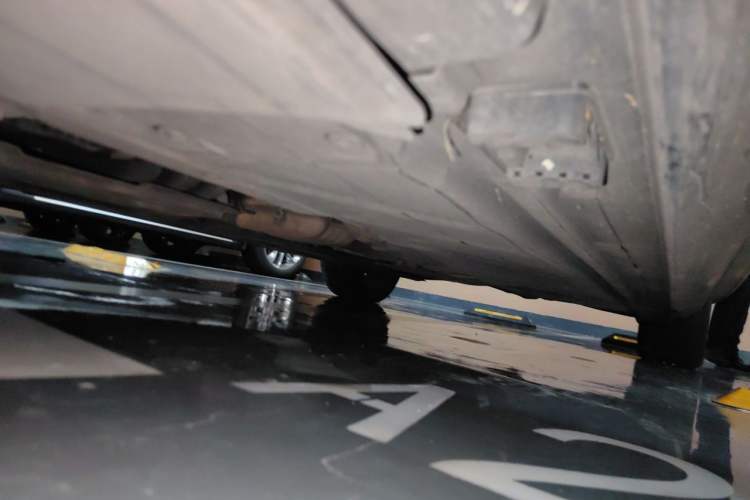 Used Mercedes-Benz E-Class 2022 Revised E 300 L Sport Luxury Edition Chassis Front Left