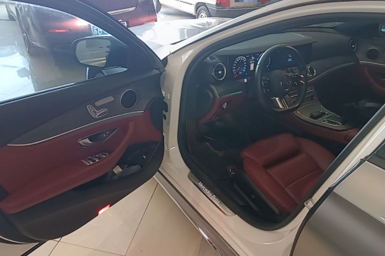 Used Mercedes-Benz E-Class 2022 E 260 L Sport 4MATIC Driver Seat