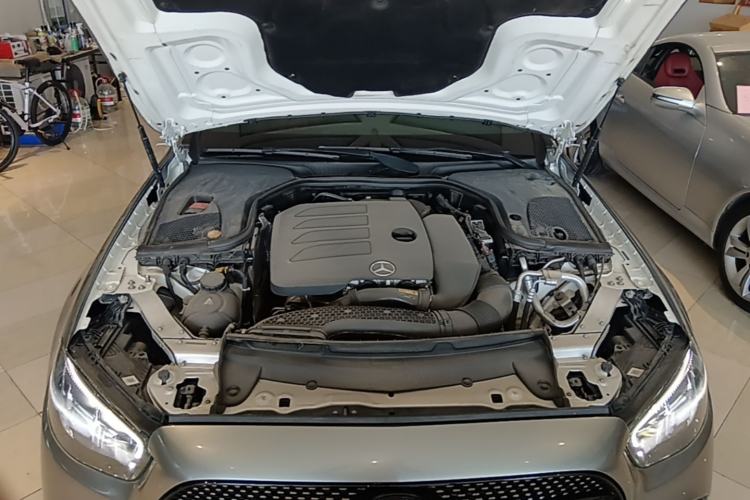 Used Mercedes-Benz E-Class 2022 E 260 L Sport 4MATIC Engine Bay
