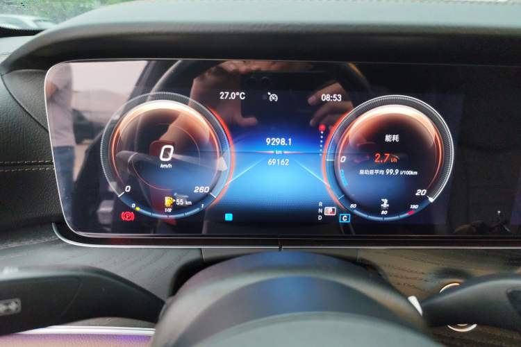 Used Mercedes-Benz E-Class 2022 Revised E 300 L Sporty and Stylish Edition Instrument Cluster
