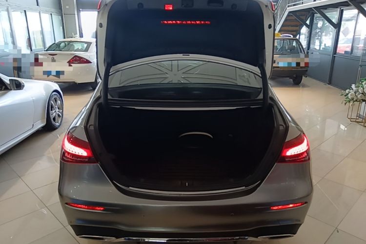 Used Mercedes-Benz E-Class 2022 E 260 L Sport 4MATIC Trunk