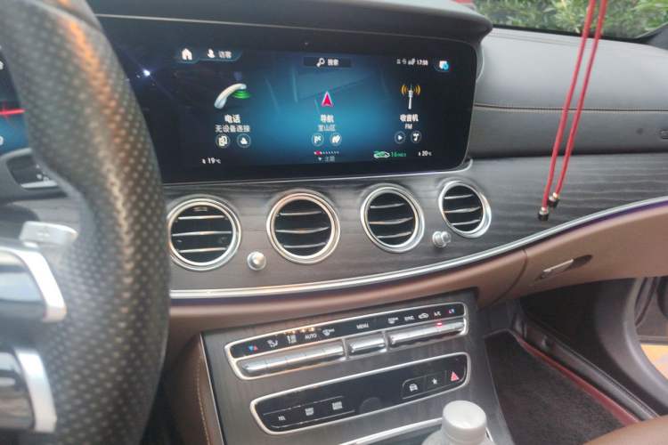 Used Mercedes-Benz E-Class 2022 Revised E 300 L Sporty and Stylish Edition Audio And AC Panel