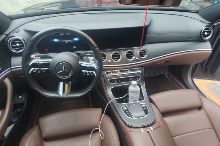 Used Mercedes-Benz E-Class 2022 Revised E 300 L Sporty and Stylish Edition Center Console