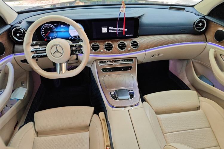 Used Mercedes-Benz E-Class 2022 Second Facelift E 260 L Sport Edition Center Console