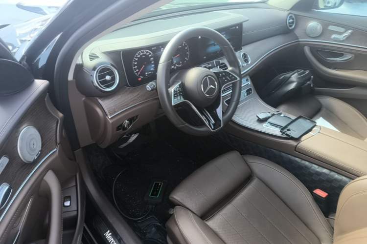 Used Mercedes-Benz E-Class 2022 Updated E 300 L Stylish Edition Driver Seat