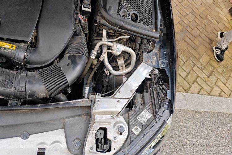 Used Mercedes-Benz E-Class 2022 Second Facelift E 260 L Sport Edition Engine Bay Left