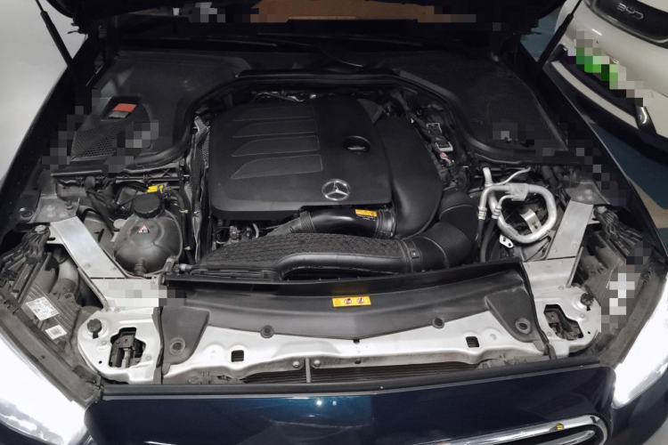 Used Mercedes-Benz E-Class 2022 Revised Version E 300 L Luxury Edition Engine Bay