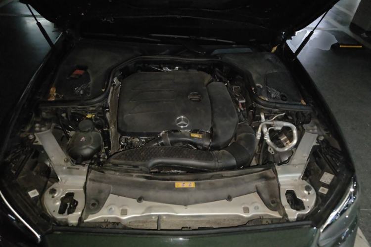 Used Mercedes-Benz E-Class 2022 Second Facelift E 300 L Sporty and Stylish Edition Engine Bay