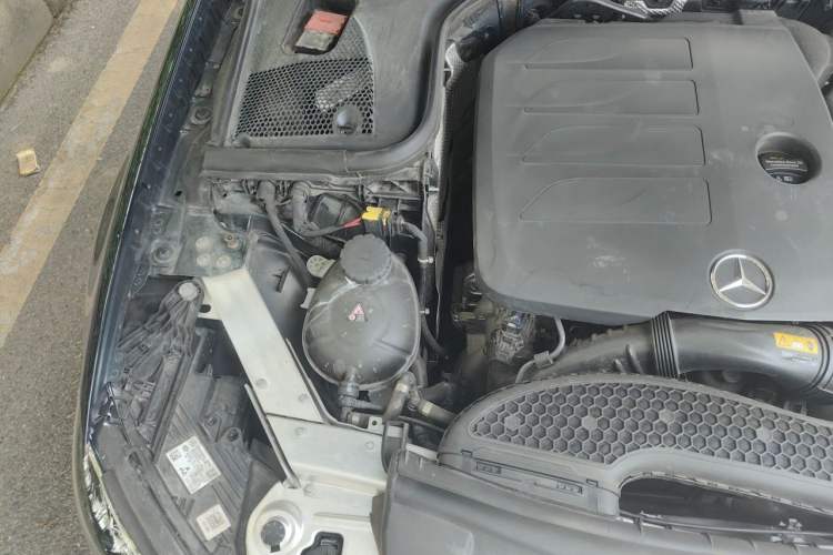 Used Mercedes-Benz E-Class 2022 E 260 L Sport Edition Engine Bay Right