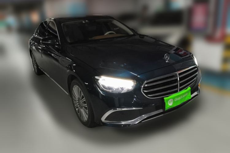 Used Mercedes-Benz E-Class 2022 Revised Version E 300 L Luxury Edition Front Right 45 Deg