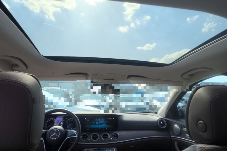 Used Mercedes-Benz E-Class 2022 Updated E 300 L Stylish Edition Headliner