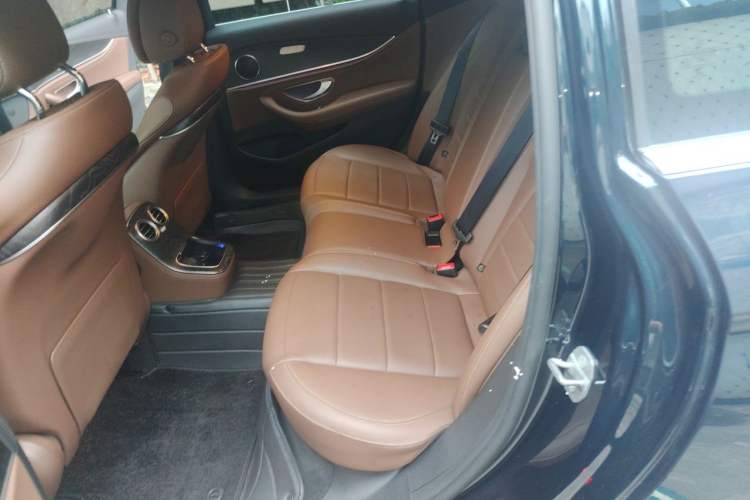 Used Mercedes-Benz E-Class 2022 Revised E 300 L Sporty and Stylish Edition Left Rear Seat