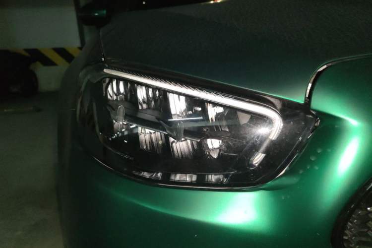 Used Mercedes-Benz E-Class 2022 Second Facelift E 260 L Sport Edition Right Front Headlight