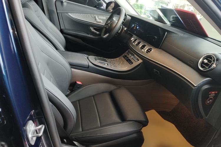 Used Mercedes-Benz E-Class 2022 Second Facelift E 260 L Sport Edition Right Front Seat