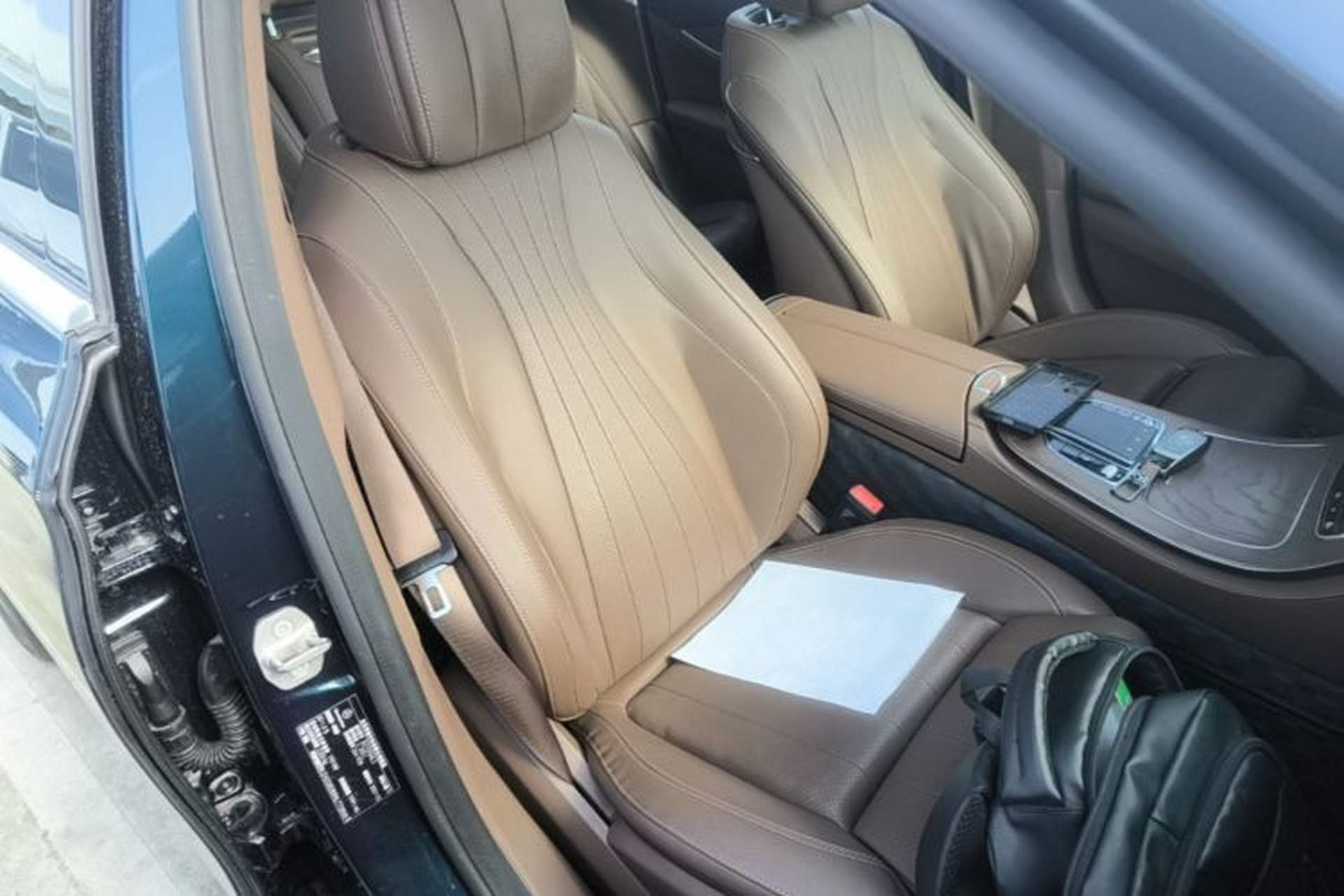 Used Mercedes-Benz E-Class 2022 Updated E 300 L Stylish Edition Right Front Seat