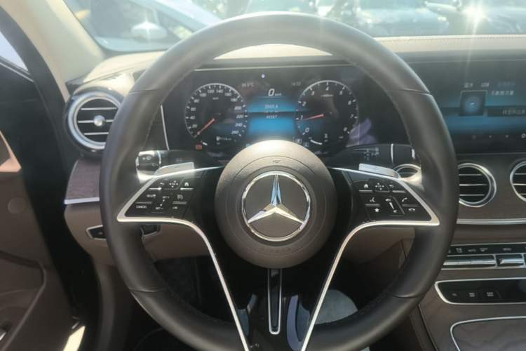 Used Mercedes-Benz E-Class 2022 Updated E 300 L Stylish Edition Steering Wheel