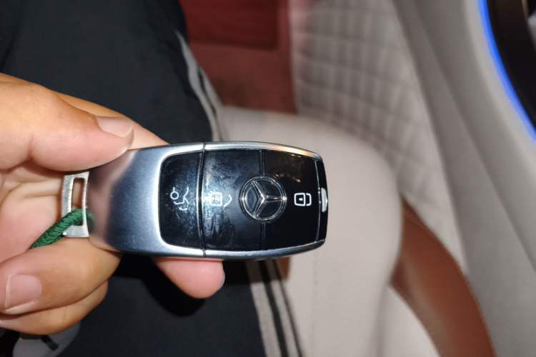 Used Mercedes-Benz E-Class 2022 Revised Version E 300 L Luxury Edition Vehicle Key