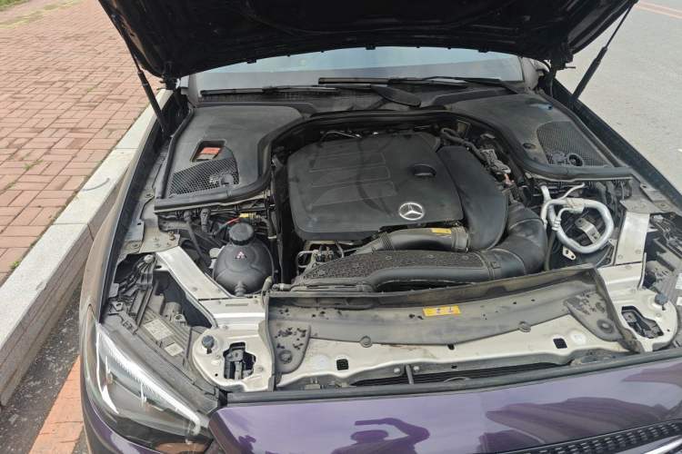 Used Mercedes-Benz E-Class 2022 Revised E 300 L Sport Luxury Edition Engine Bay Right