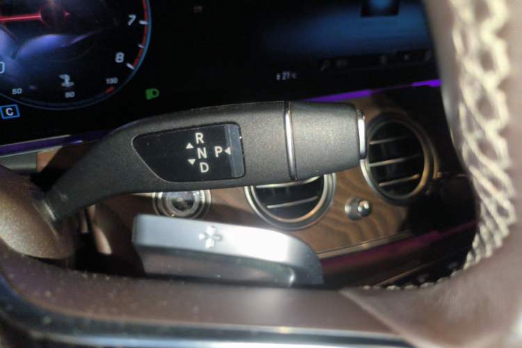 Used Mercedes-Benz E-Class 2022 Revised Version E 300 L Luxury Edition Gear Lever