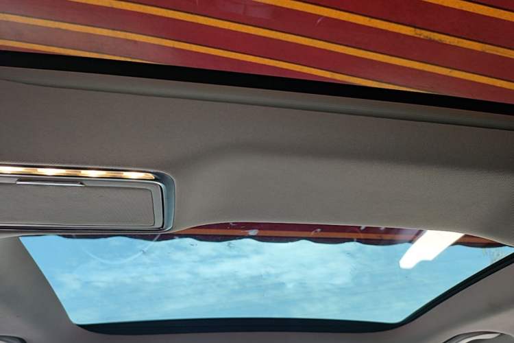 Used Mercedes-Benz E-Class 2022 E 300 L Stylish Model Headliner