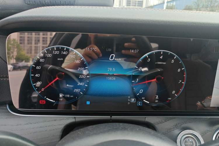 Used Mercedes-Benz E-Class 2022 Revised E 300 L Sport Luxury Edition Instrument Cluster