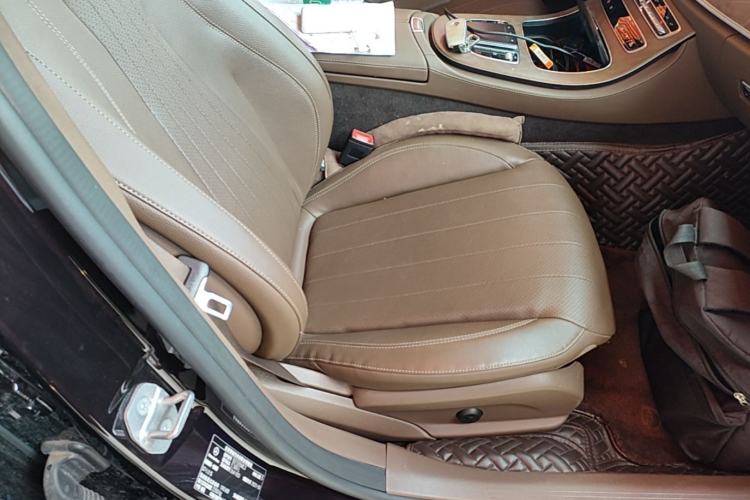 Used Mercedes-Benz E-Class 2022 E 300 L Stylish Model Right Front Seat