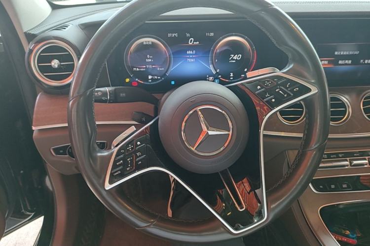 Used Mercedes-Benz E-Class 2022 E 300 L Stylish Model Steering Wheel