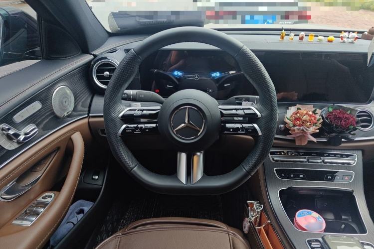 Used Mercedes-Benz E-Class 2022 Revised E 300 L Sport Luxury Edition Steering Wheel