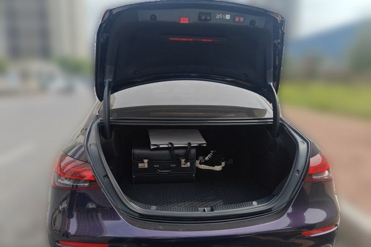 Used Mercedes-Benz E-Class 2022 Revised E 300 L Sport Luxury Edition Trunk