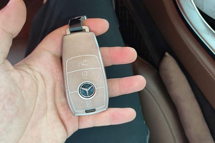 Used Mercedes-Benz E-Class 2022 E 300 L Stylish Model Vehicle Key