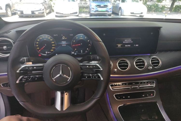 Used Mercedes-Benz E-Class 2022 Revised E 300 L Sport Luxury Edition Center Console