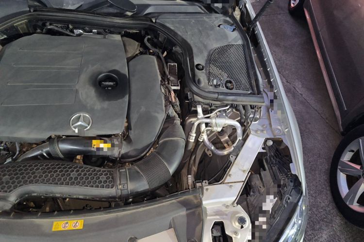 Used Mercedes-Benz E-Class 2022 Second Facelift E 300 L Sporty and Stylish Edition Engine Bay Left