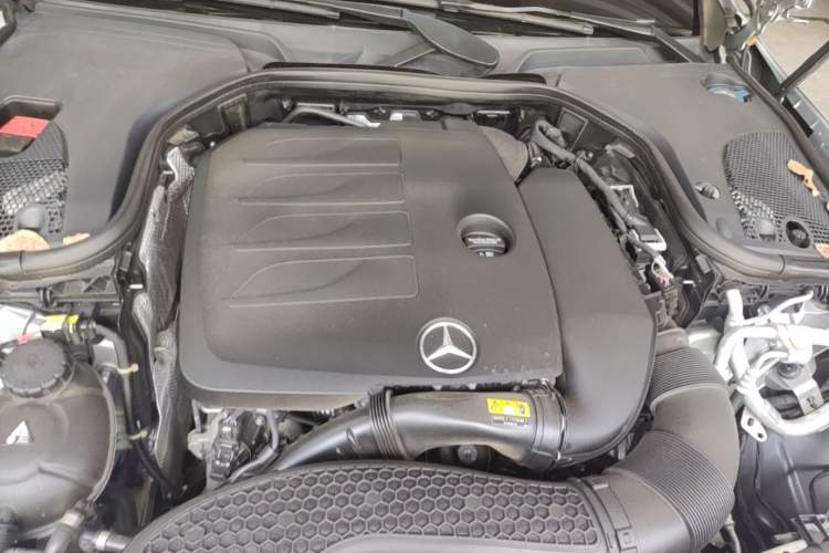 Used Mercedes-Benz E-Class 2022 Revised E 300 L Sport Luxury Edition Engine Bay