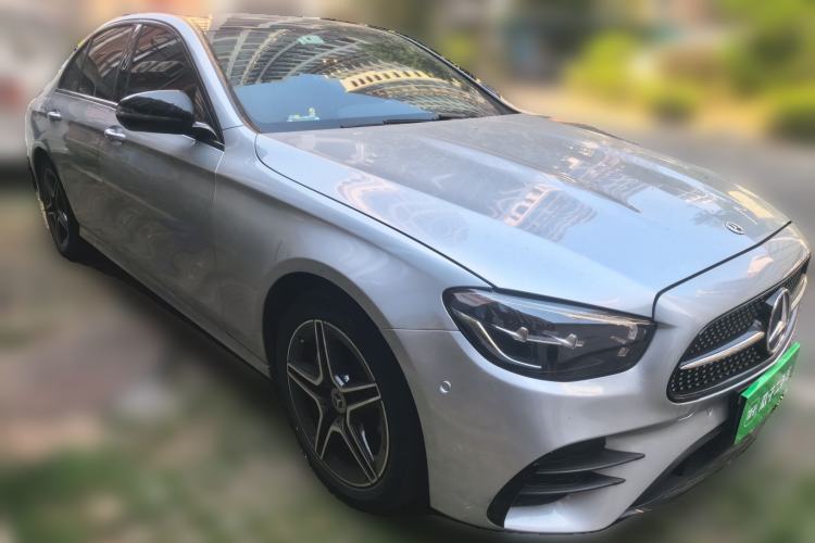 Used Mercedes-Benz E-Class 2022 E 300 Stylish Sports Edition Front Right 45 Deg