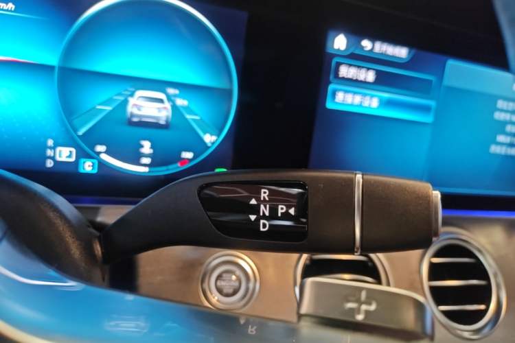 Used Mercedes-Benz E-Class 2022 E 300 L Sporty and Stylish Model Gear Lever