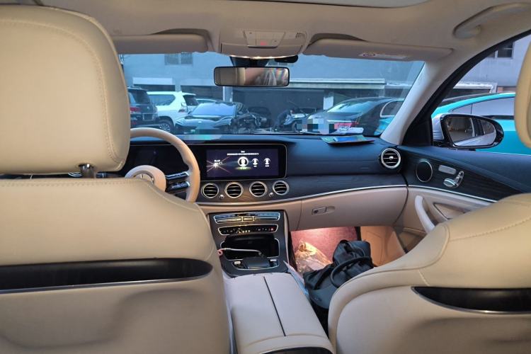 Used Mercedes-Benz E-Class 2022 Second Facelift E 300 L Sporty and Stylish Edition Headliner