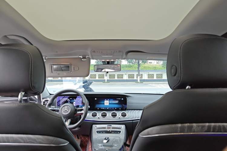Used Mercedes-Benz E-Class 2022 E 260 L Sport Edition Headliner