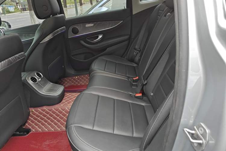 Used Mercedes-Benz E-Class 2022 E 260 L Sport Edition Left Rear Seat