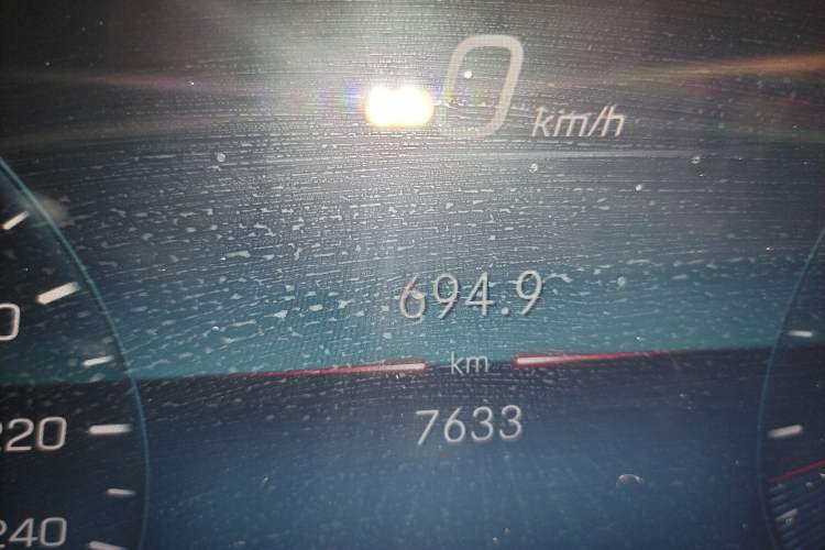 Used Mercedes-Benz E-Class 2022 E 260 Stylish Sports Edition Odometer Close Up