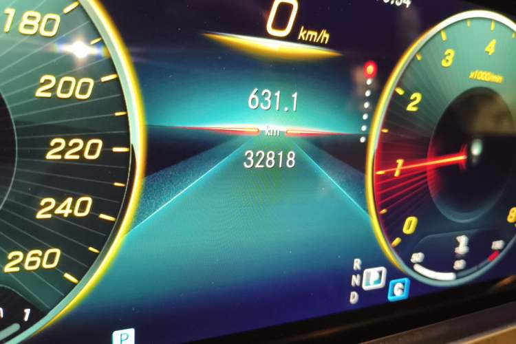 Used Mercedes-Benz E-Class 2022 E 260 Stylish Sports Edition Odometer Close Up