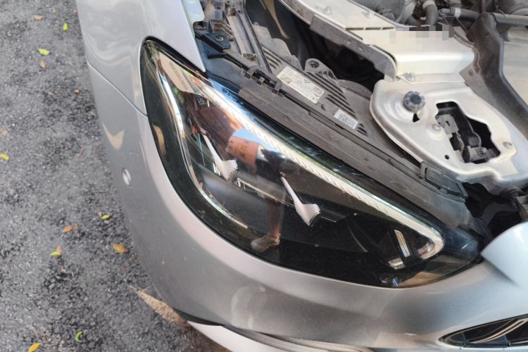 Used Mercedes-Benz E-Class 2022 E 260 Stylish Sports Edition Right Front Headlight