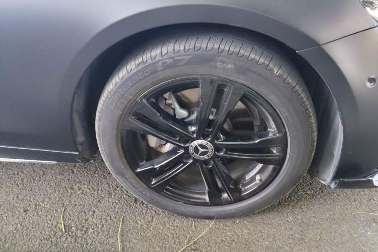 Used Mercedes-Benz E-Class 2022 E 260 L Sport Edition Right Front Wheel Hub