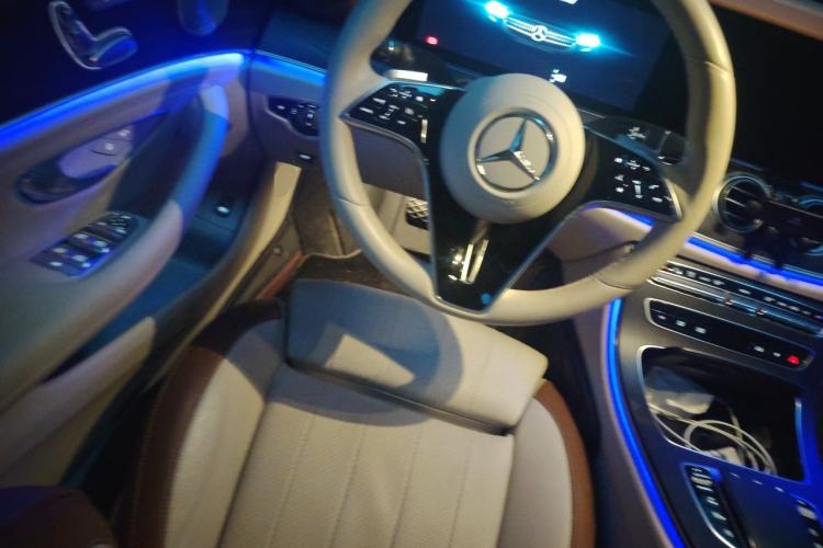 Used Mercedes-Benz E-Class 2022 Second Facelift E 300 L Luxury Edition Steering Wheel