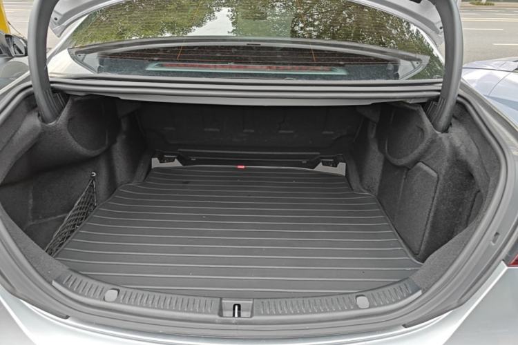 Used Mercedes-Benz E-Class 2022 E 260 L Sport Edition Trunk