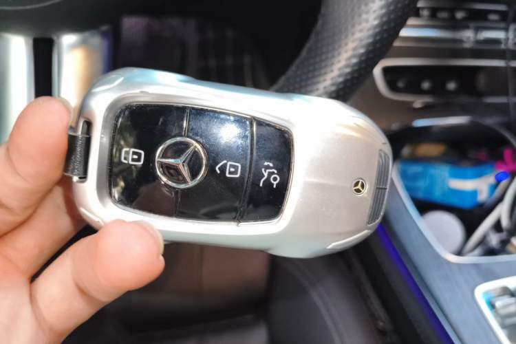 Used Mercedes-Benz E-Class 2022 E 260 Stylish Sports Edition Vehicle Key